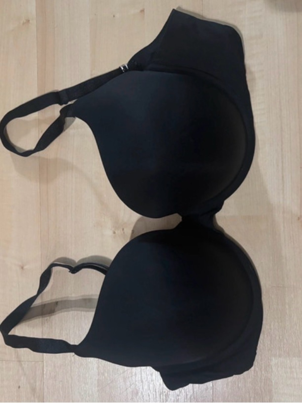 Victoria's Secret Black T-Shirt Bra